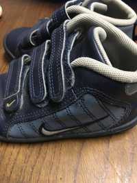 Botas Nike t 22.5