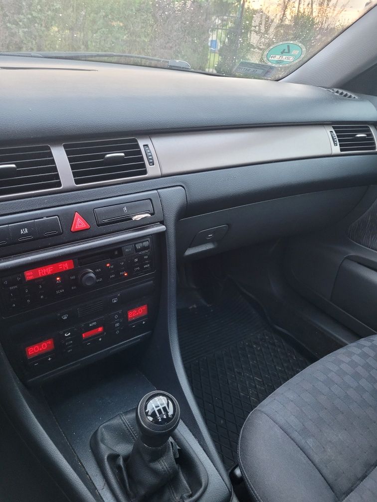 Audi a6 c5 sedan 2.4 v6
