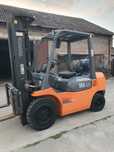 Wózek widłowy Toyota 7FGF25~ 6FGF25~ FG30~ Triplex~ Nowe Opony~
