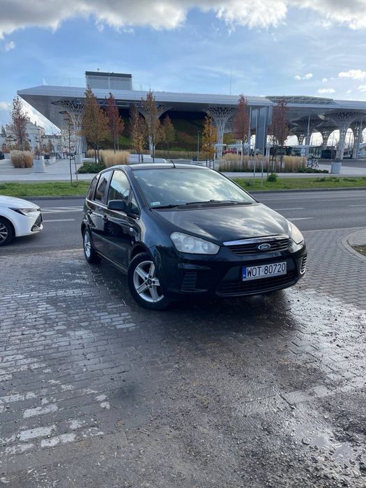 Ford C-Max 1.8 LPG**Święta otwarte**Gwarancja**Klima**Hak**5-osobowy**