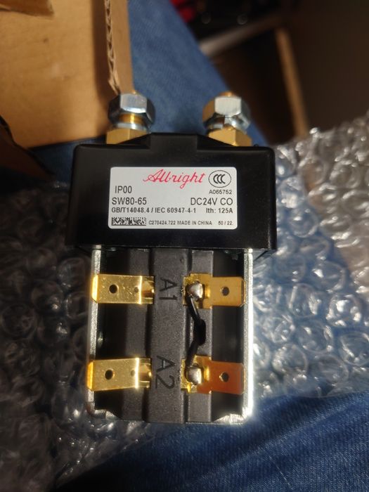 Stycznik 24V albright SW80