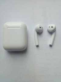 Продам Apple AirPods 2