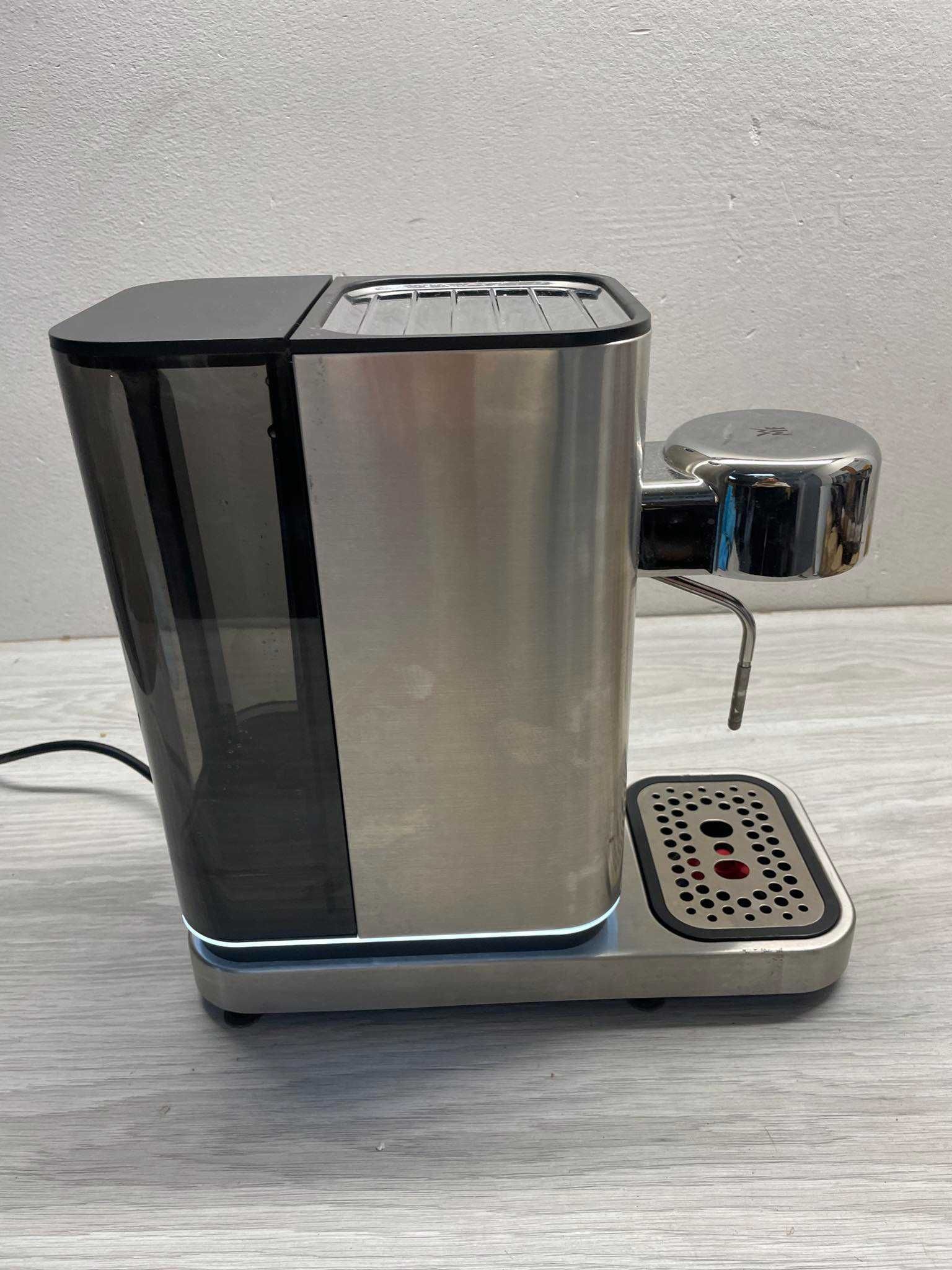 Kolbowy ekspres ciśnieniowy WMF Lumero 1400 W