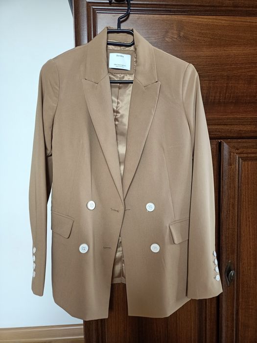 Nowa marynarka brązowa płaszcz camel  Bershka xs