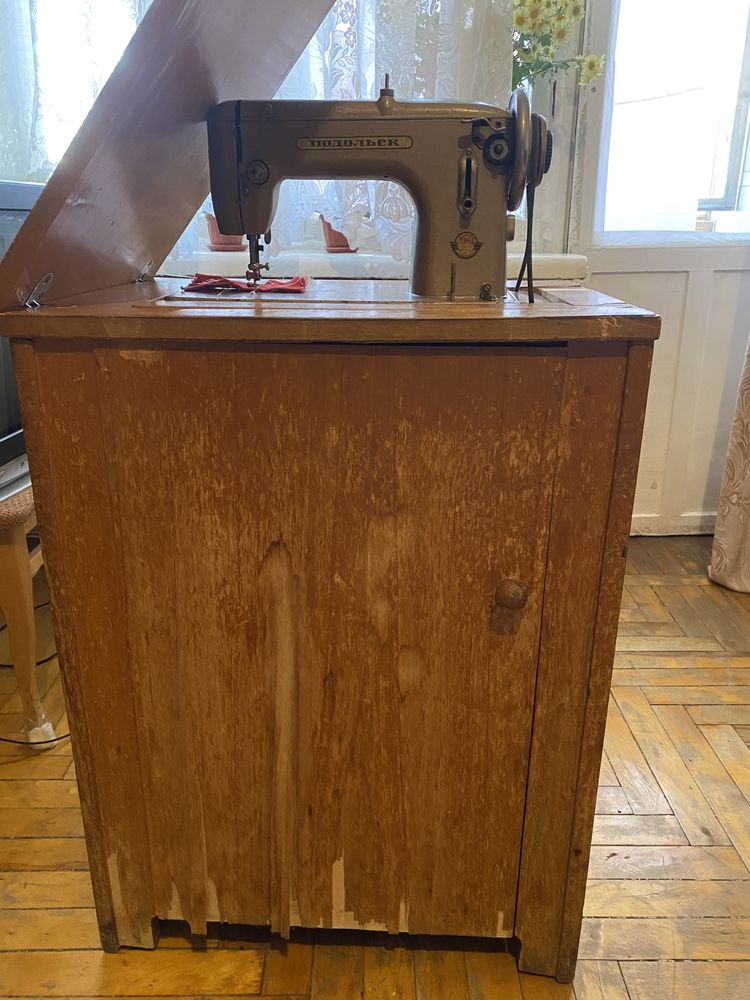 Швейная машинка подольск с ножным приводом