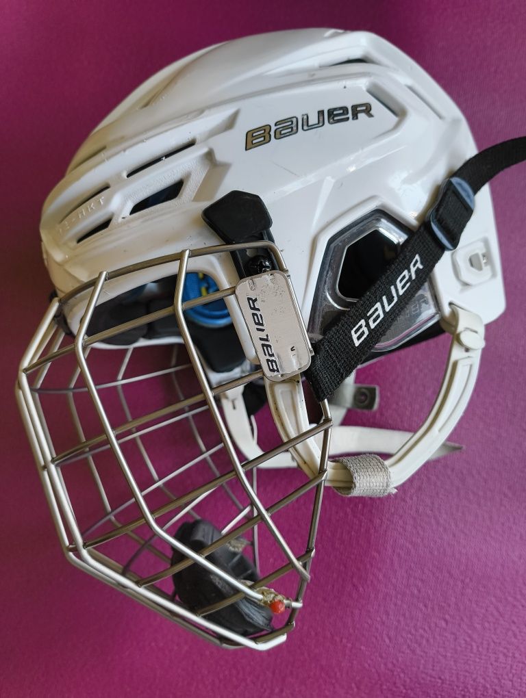Bauer React 150 senior M 57-60 cm kask hokejowy