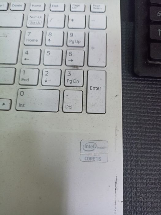 Portátil Sony vaio i5