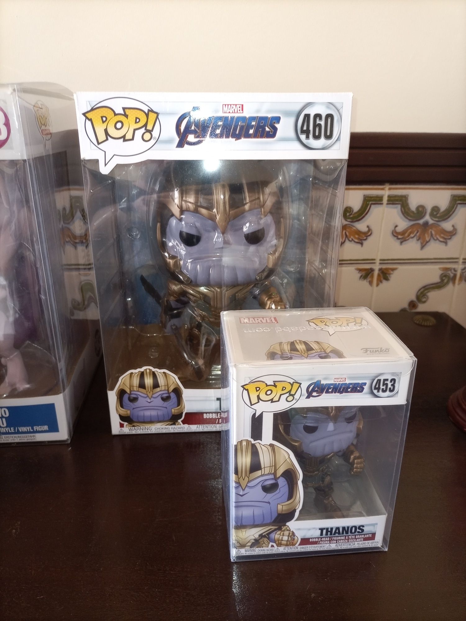 Funko Pop's 10" - Thanos e Mewtwo