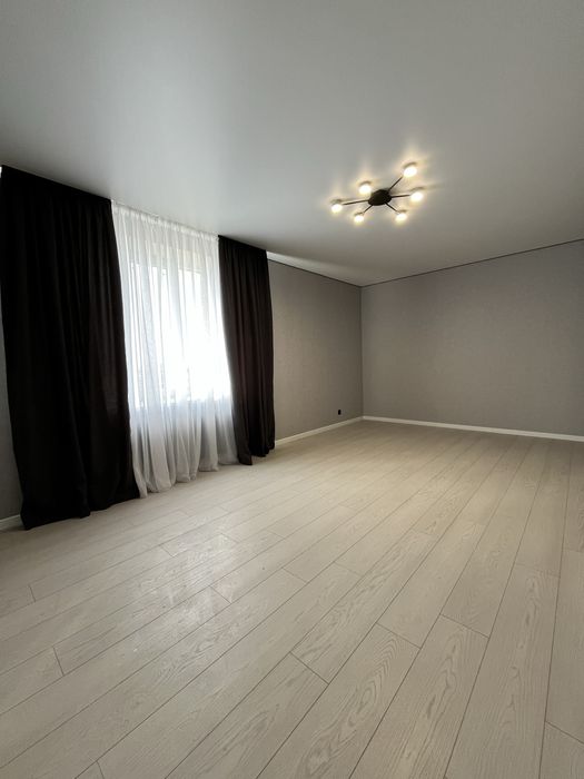 Продаж квартири в центрі міста ціна ТОП 66000$ !!!