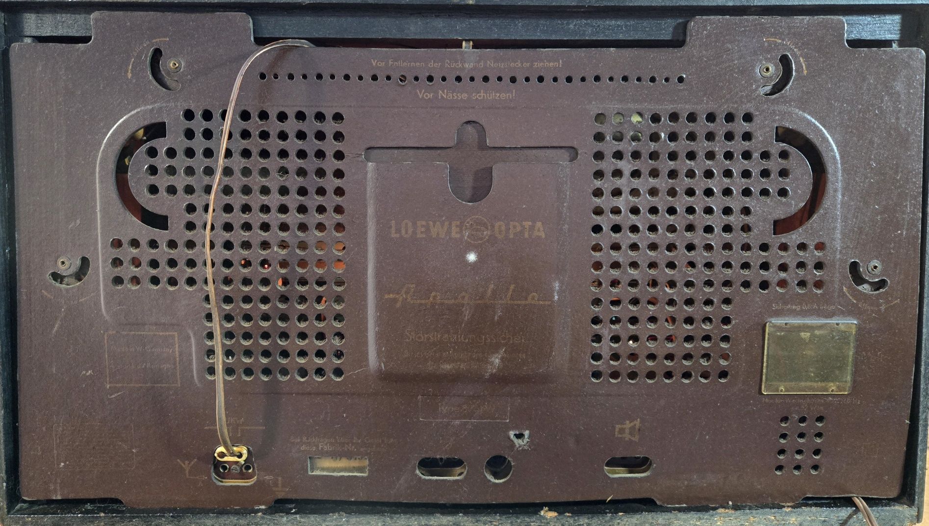 Rádio antigo reparado Loewe-Opta