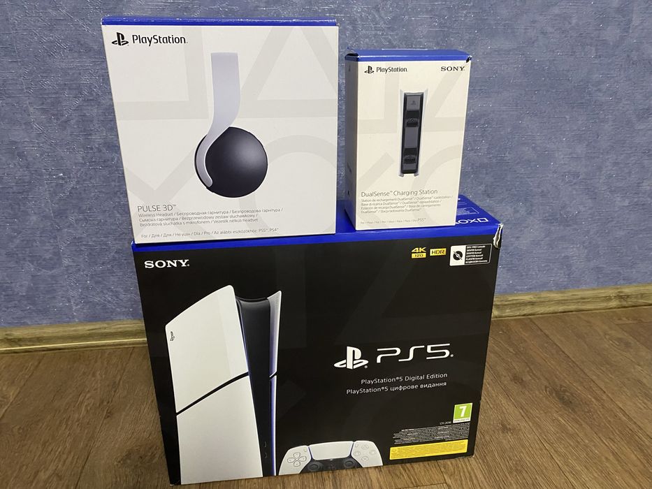 Playstation 5 slim + 2 геймпади + зарядна станція + навушники 3D Pulse