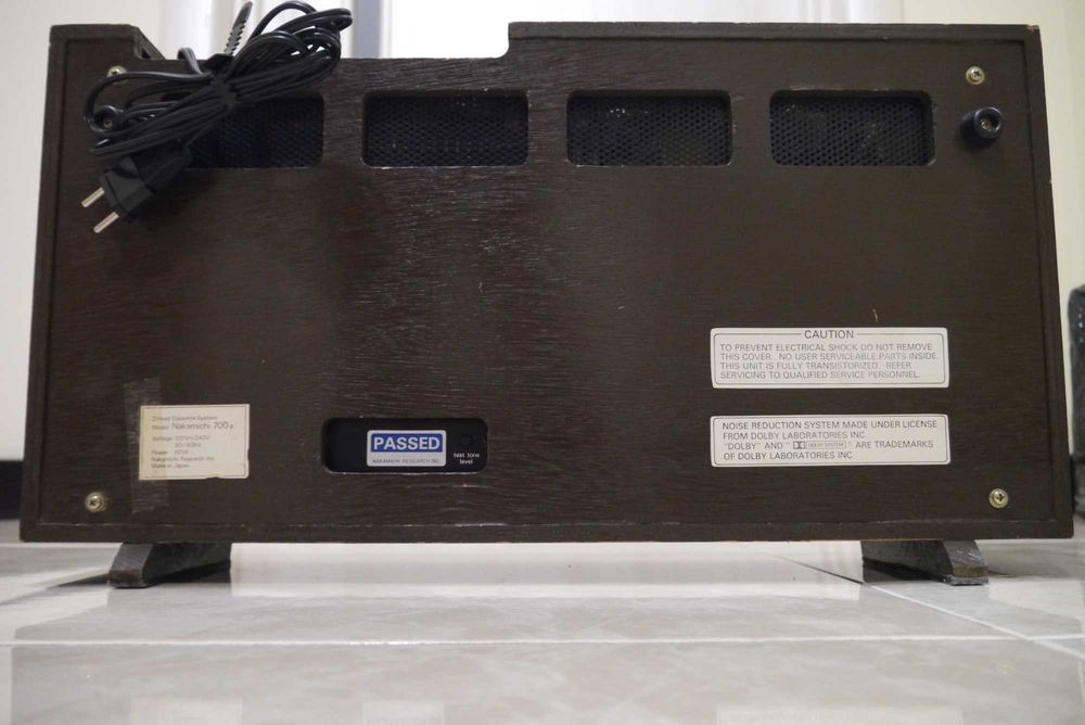 Касетна дека Nakamichi 700 II