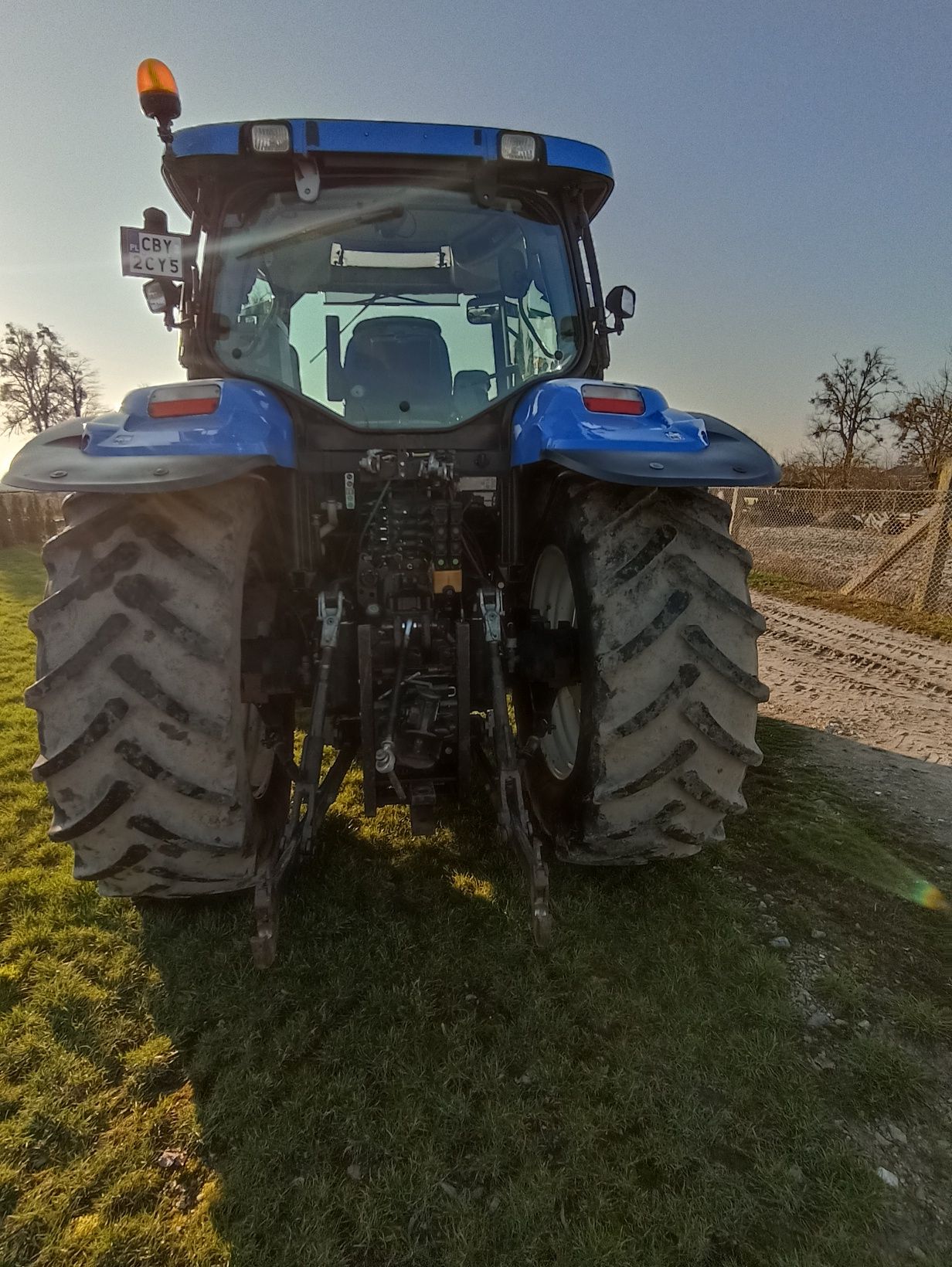 New Holland T6070