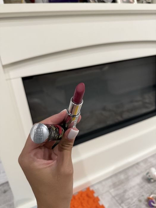 Помада губна Givenchy