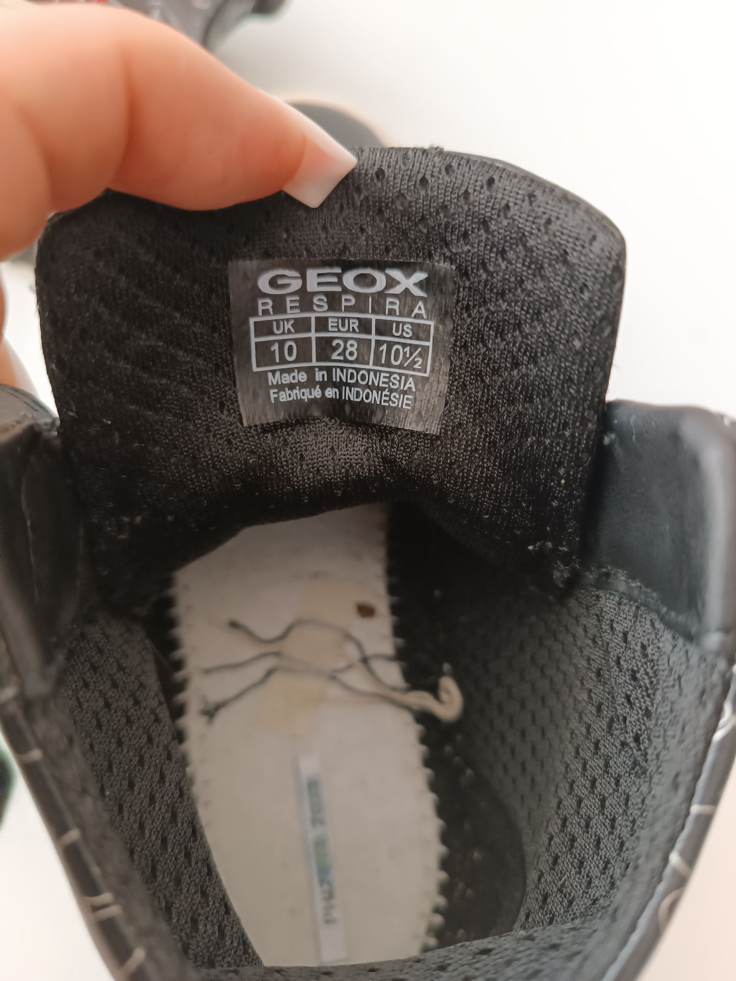 Geox respira mickey mous 28,кросівки ,кеди,снікерси
