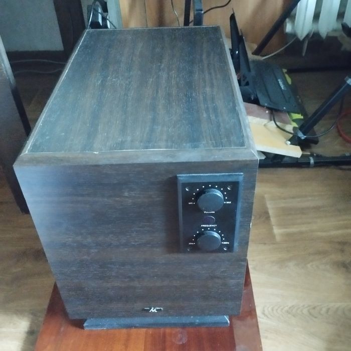 Сабвуфер активний Acoustic Kingdom PSB-10R