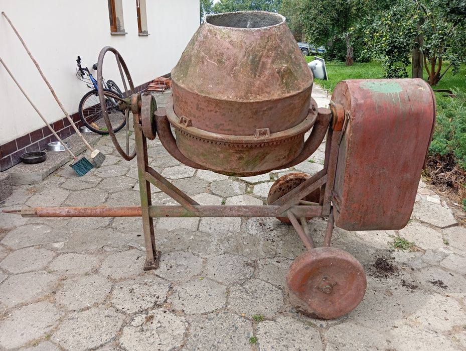 Betoniarka 150 litrów na chodzie