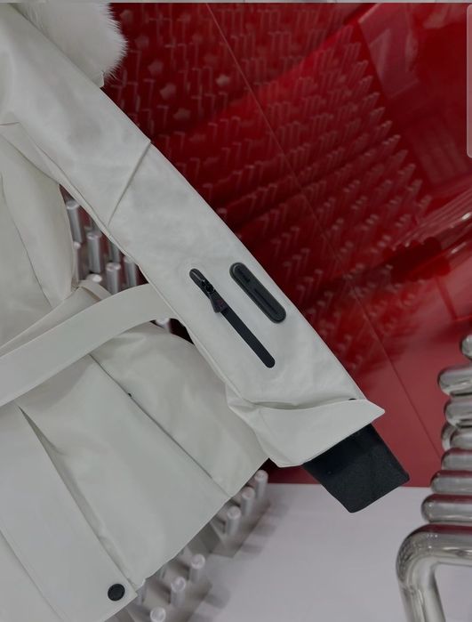 Moncler kurtka puchowa z lisem i królikiem