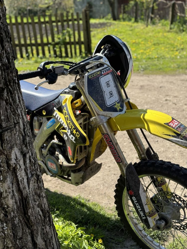 Кросовий мотоцикл Suzuki RM250Z