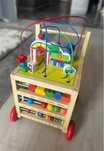 Chodzik drewniany pchacz edukacyjny sorter kostka manipulacyjna zabawa