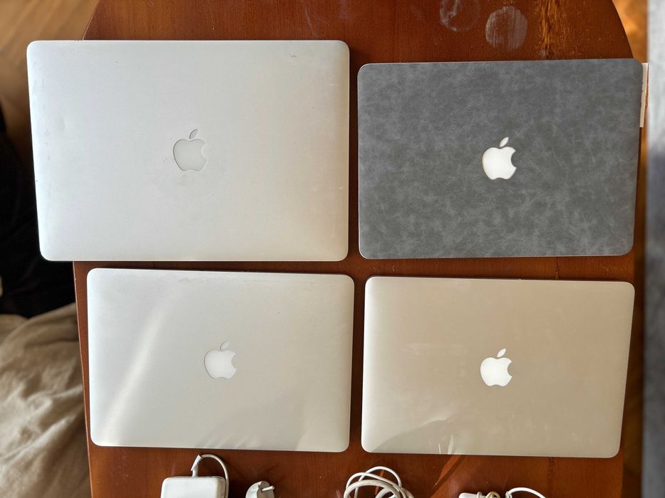 4 sztuki Macbook Pro Retina. W zestawie, na chodzie. (Cena za komplet)
