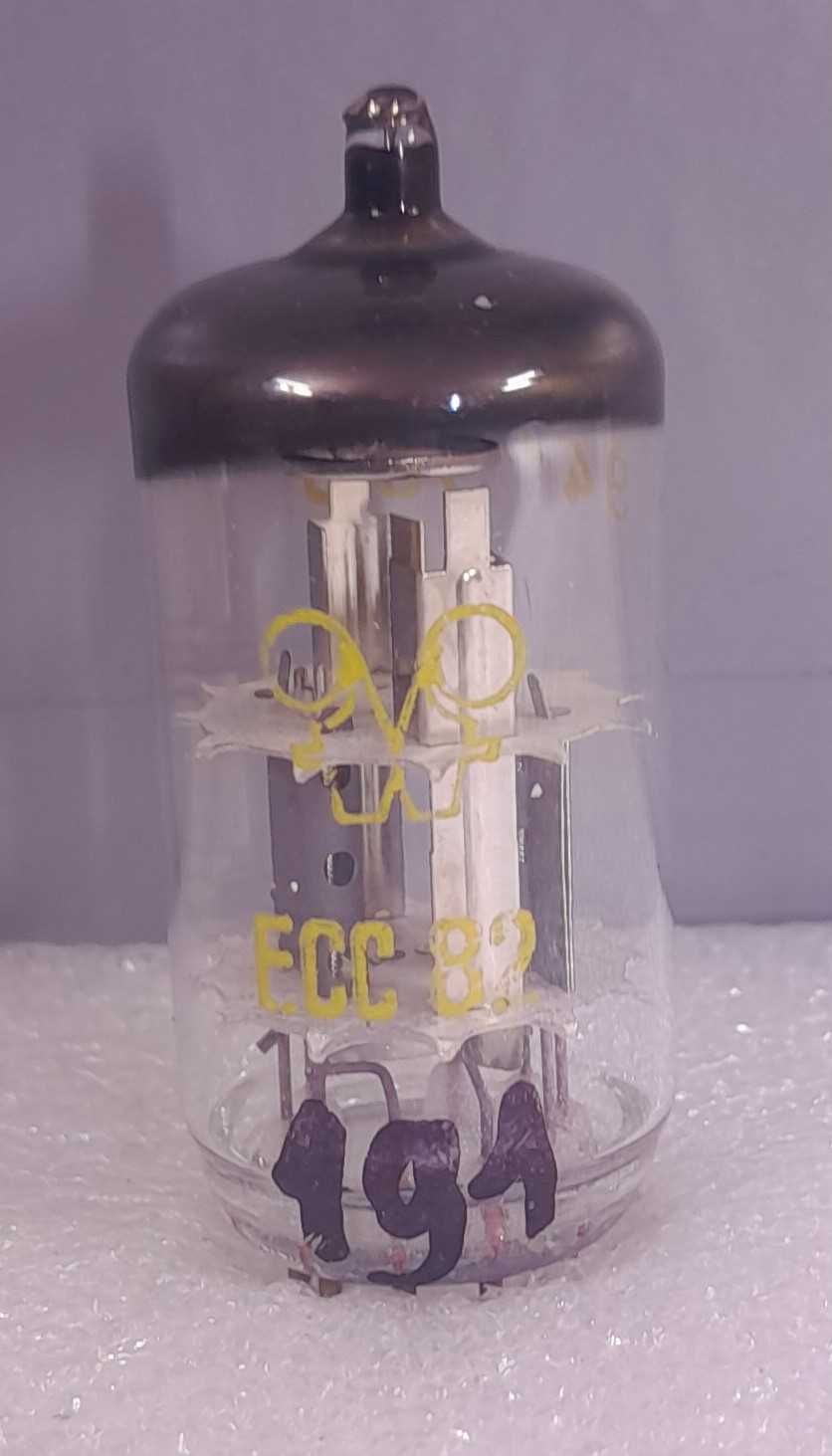 Lampy elektronowe ECC82 RFT NOS