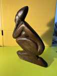Estatueta elegante africana