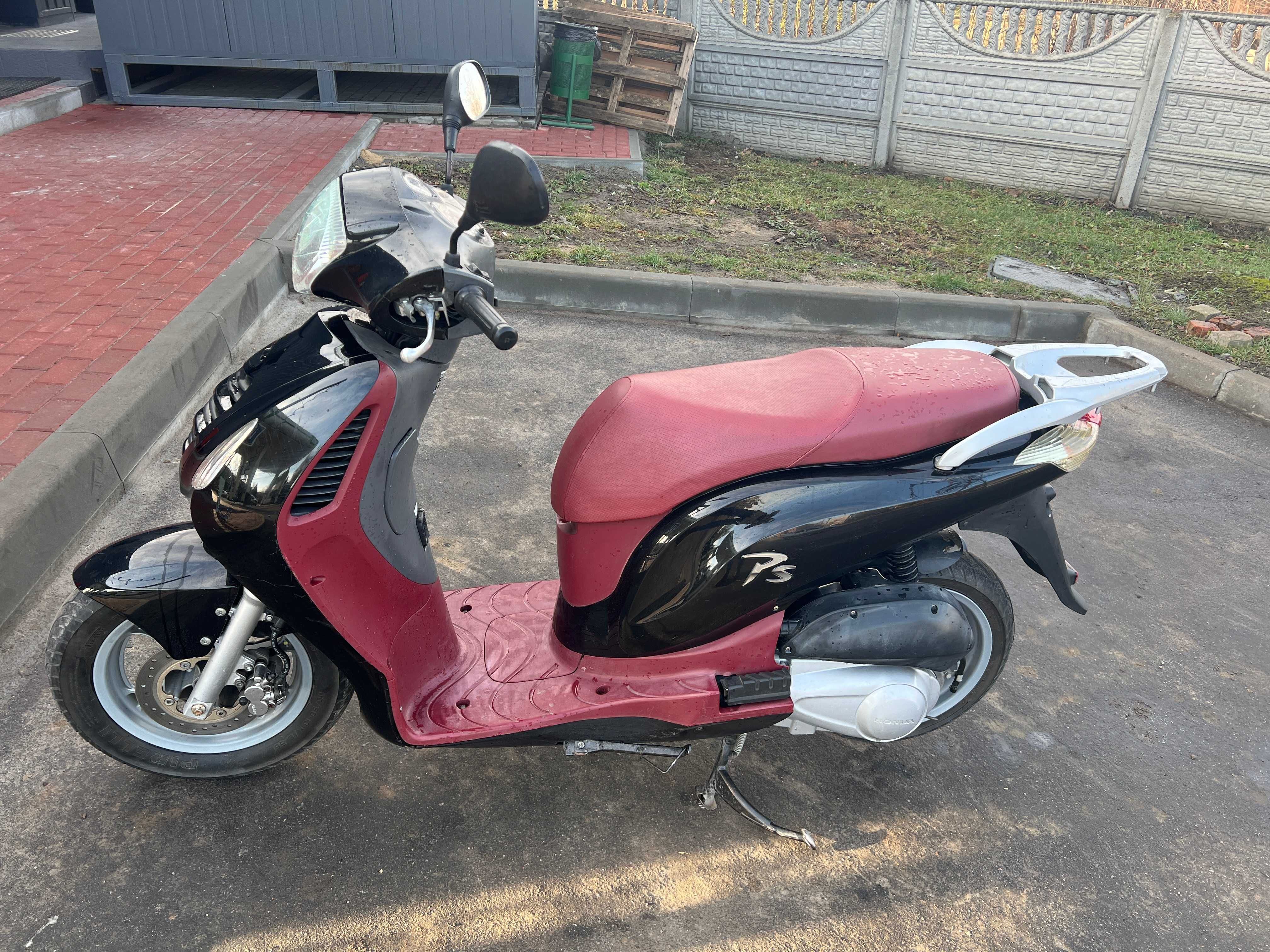 Скутер honda sh125I мопед Honda ps 125і Хонда