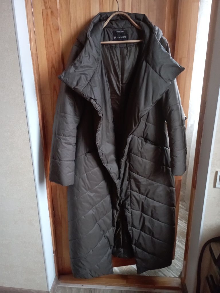 Пуховик- пальто 58 розміру жіночий зимовий Favoritti для шикарної пані