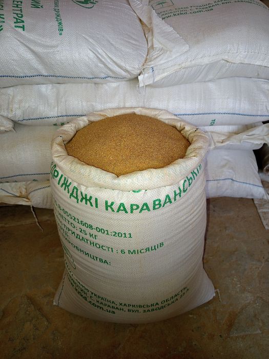Дріжджі кормові 25 кг(24 грн за кг)