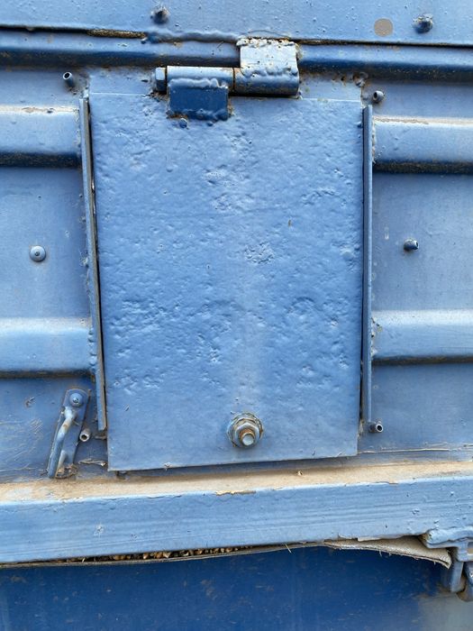 Продам полуприцеп бортовой зерновоз на подушках