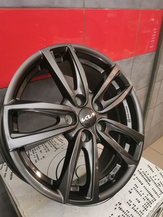 Felgi 17" 5x114,3 Kia Hyundai Renault Nissan czujnik ciśnienia