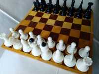 Шахматы, шашки, магнитные шашки шахматы с эмблемой Олимпиады 1980г.