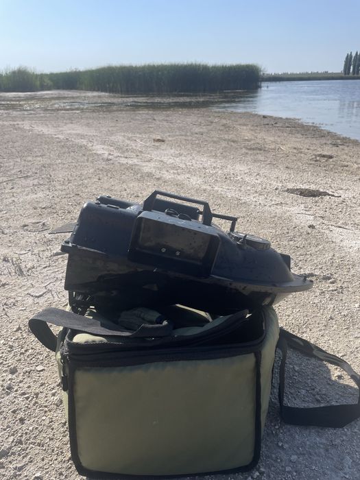 Кораблик з GPS D18B