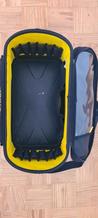 Bolsa para Ferramentas Stanley 23L – Resistente e Organizada