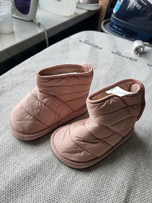 Buty dla dziewczynki rozmiar 22