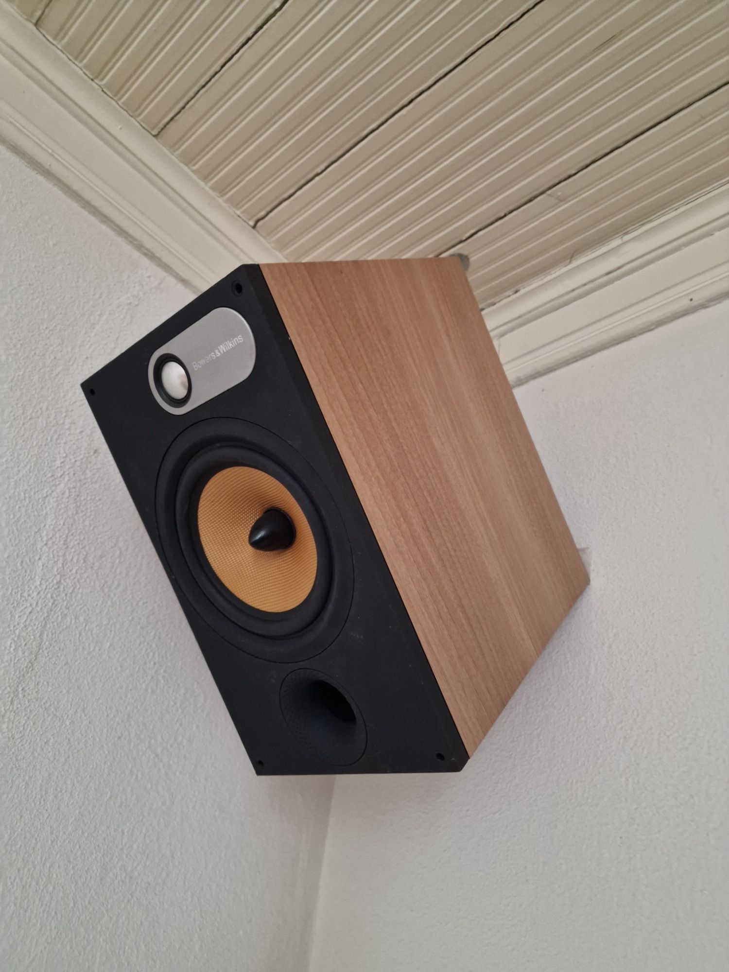 Bowers & Wilkins HTM62