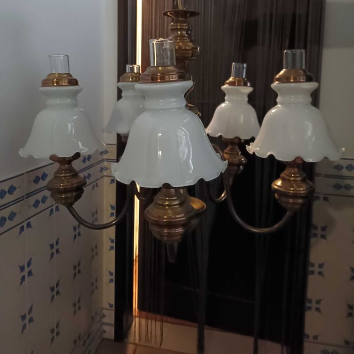 Candeeiro de teto em latão