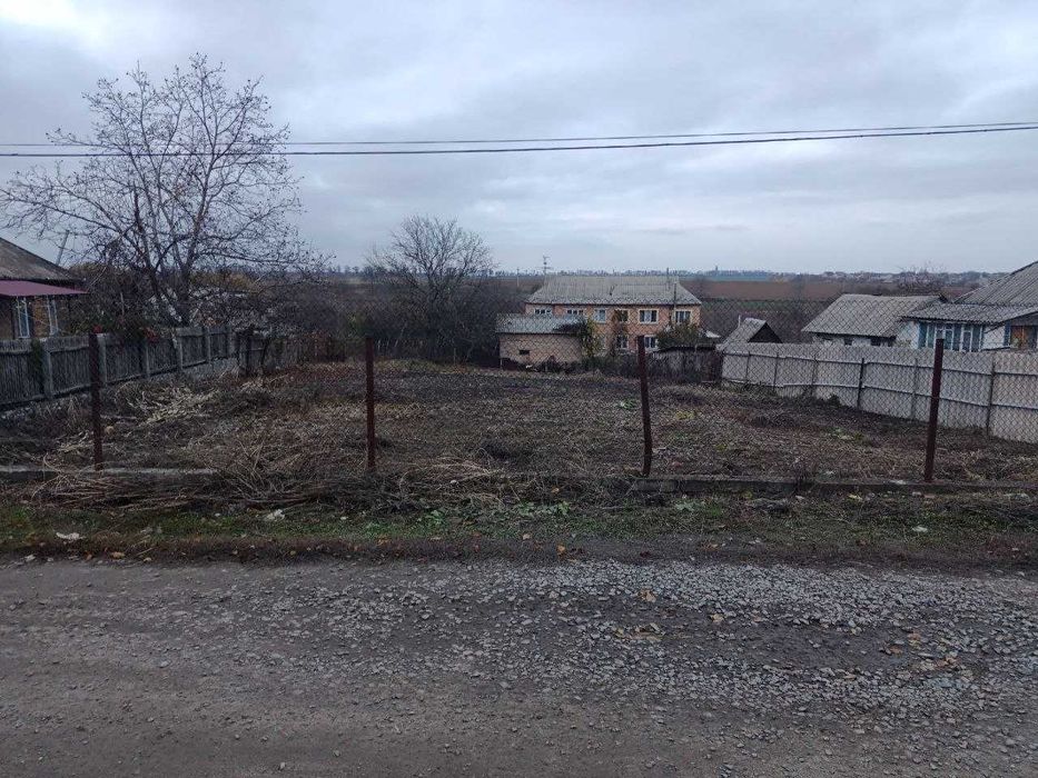 Земельна ділянка для будівництва та обслуговування житлового будинку