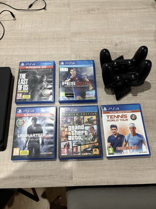 Play station 4 slim 1TB preta