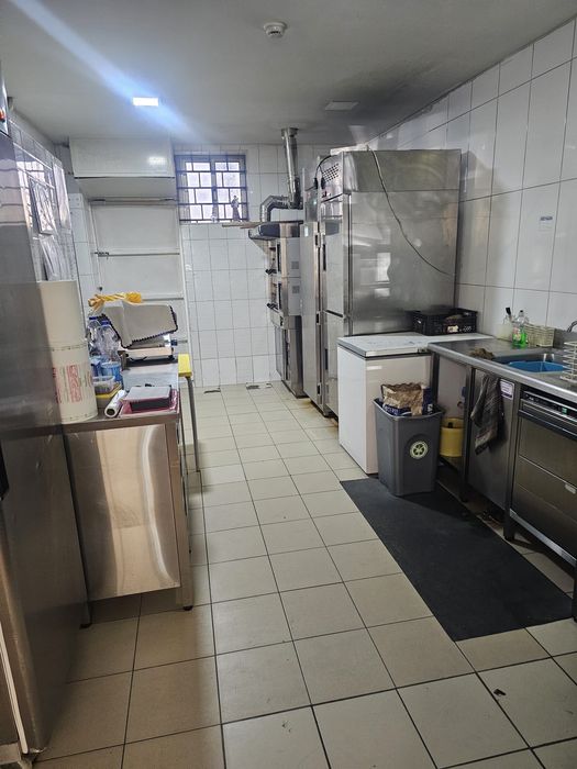 Trespasse de padaria/pastelaria em funcionamento