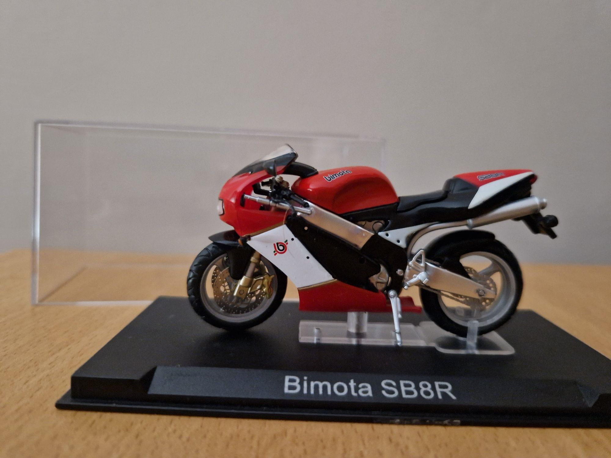 Miniatura Bimlta SB8R