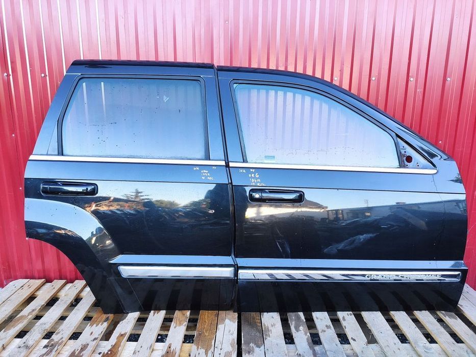 JEEP GRAND CHEROKEE WK III DRZWI PRAWY TYŁ CZARNE PXR ORYGINAŁ IGŁA