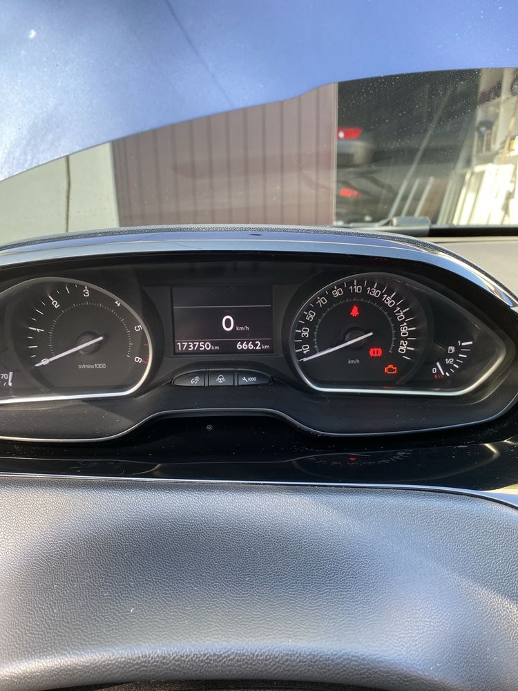 Sprzedam Peugeot 208 1,6 HDI