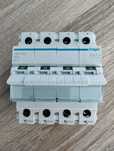 Interruptor Modular 4P 80A Hager
