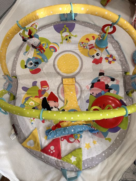 Ігровий розвиваючий килимок для немовлят з дугою 0-12 місяців
