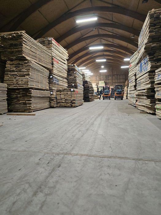 Tarcica dąb/dębina/deska obrzynana/ 9 klas jakościowych/producent