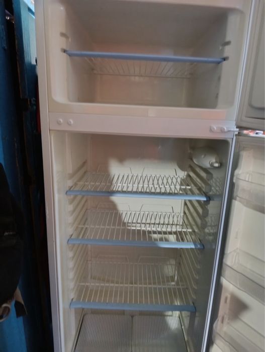 Продається холодильник