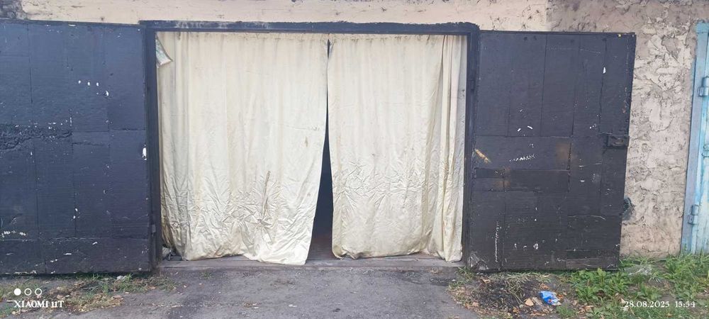 Продам гараж з документами