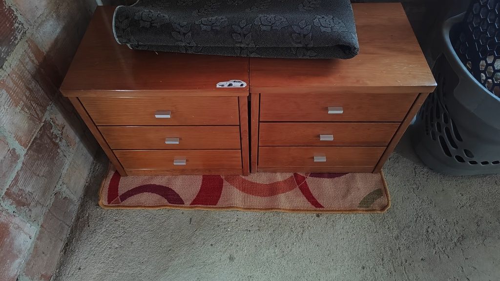 Conjunto de 2 mesas de cabeceira